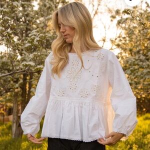 Sonderhaus Eyelet Blouse in White